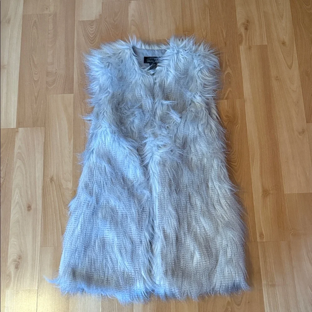 Brandon Thomas Silver Faux Fur Vest